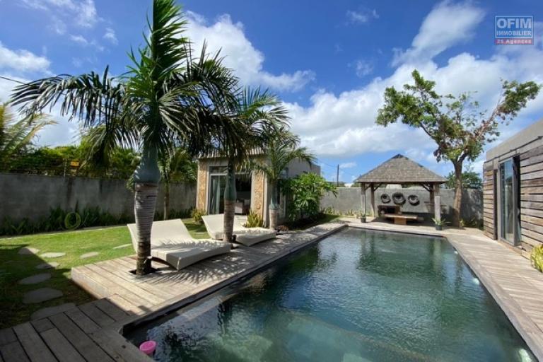 1,050 / 5,000 Translation results  Accessible to foreigners: Here is a villa for sale eligible for purchase by foreigners as well as Mauritians, this villa gives a permanent residence permit to the whole family.