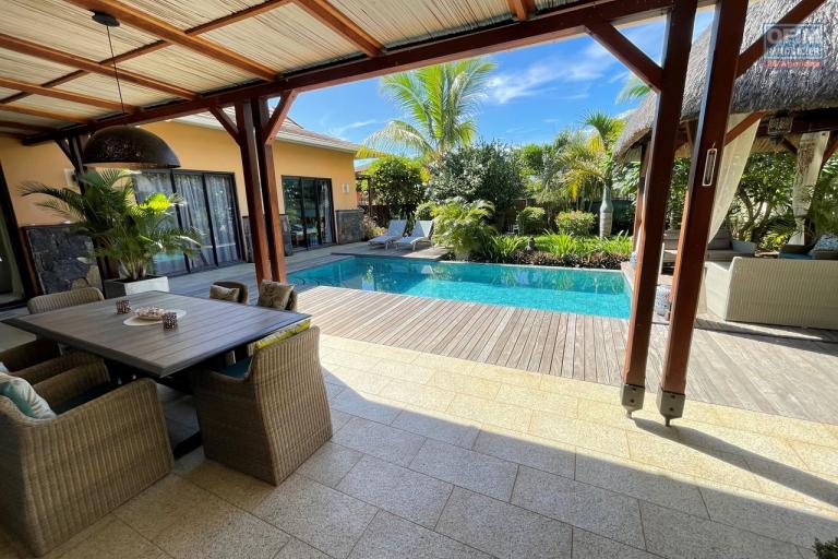 For sale magnificent 3 bedroom villa with private swimming pool in a marvelous secure domain, accessible for purchase to foreigners and Mauritians.