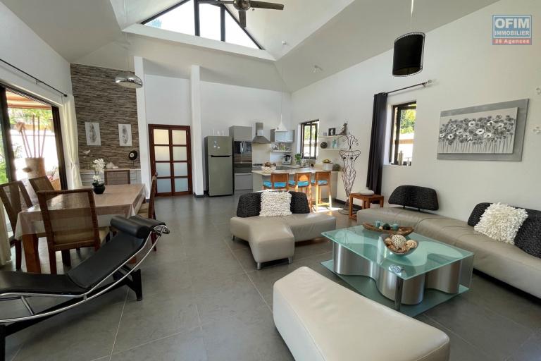 For sale magnificent 3 bedroom villa with private swimming pool in a marvelous secure domain, accessible for purchase to foreigners and Mauritians.