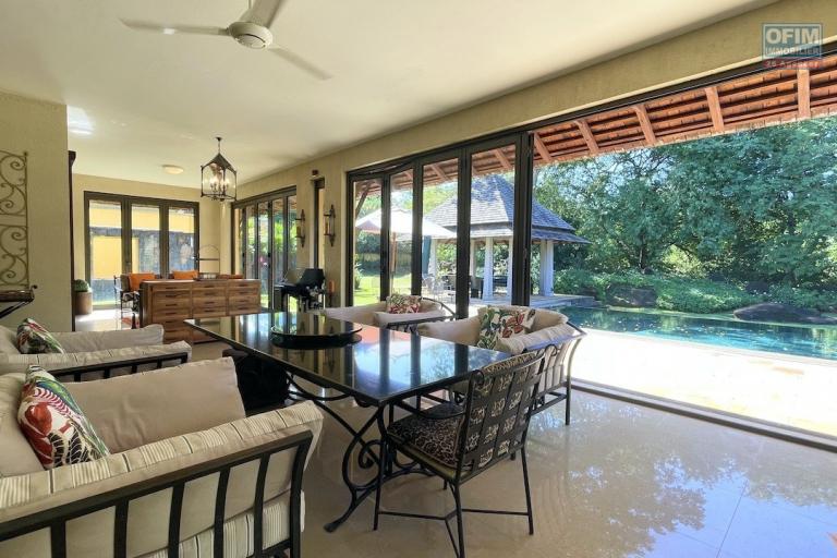 Tamarin for sale luxurious 4 bedroom IRS villa in a golf estate and close to the beach.