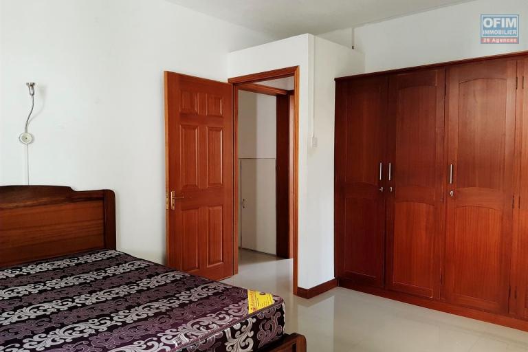 Black River for rent 2 bedroom apartment ideally located near the beach and shops.