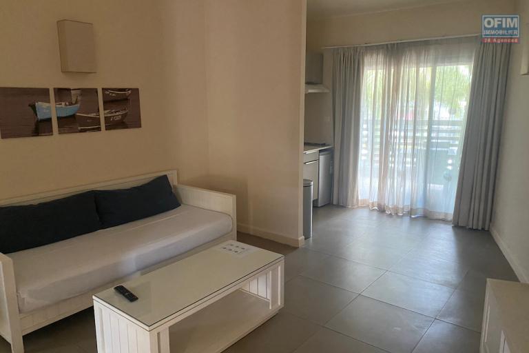 For sale an apartment eligible for purchase to foreigners and Mauritians located in a residence 50 meters from the beach of Trou aux Biches.