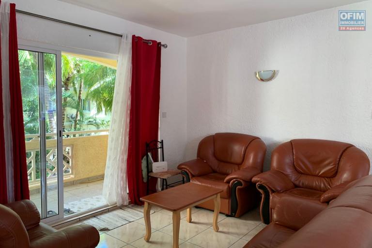 Flic en Flac for sale 2 bedroom apartment located on the 1st floor of a secure residence with swimming pool and 2 minutes from the beach and shops.