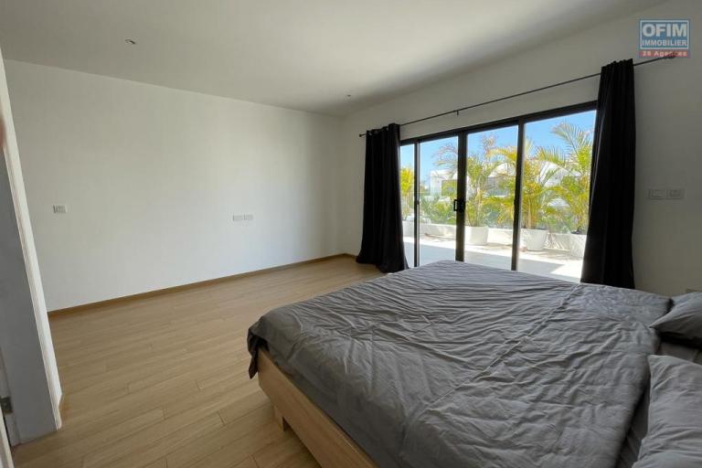 For sale a contemporary 4 bedroom villa with private swimming pool in a secure residence in Mont Mascal.