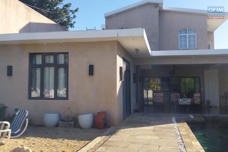 Sales House / Villa GRAND BAIE - PEREYBERE - POINTE AUX CANONNIERS – photo 5 of 15