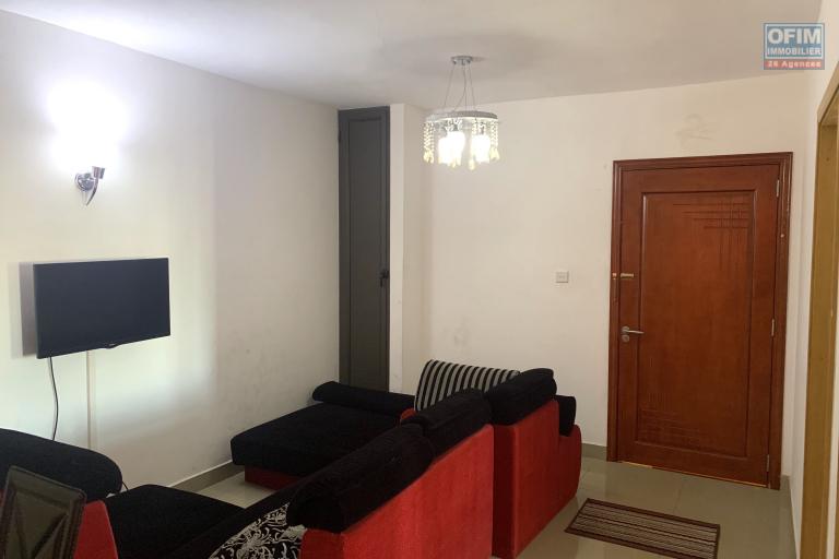 Flic En Flac for sale three bedroom apartment located in a secure residence with swimming pool, gym and elevator in a quiet area.