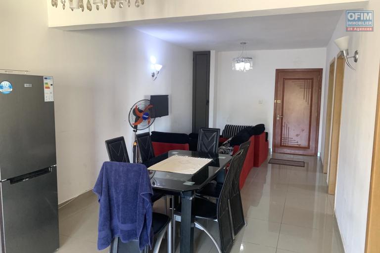 Flic En Flac for sale three bedroom apartment located in a secure residence with swimming pool, gym and elevator in a quiet area.