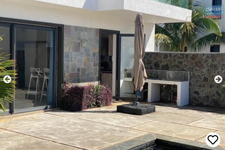 For sale very beautiful contemporary villa PDS eligible for purchase by Malagasy people and foreigners with permanent residence permit in Pereybère.