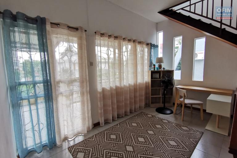 Flic en Flac for sale 3 bedroom villa with swimming pool and kiosk located in the heart of the quiet seaside resort.
