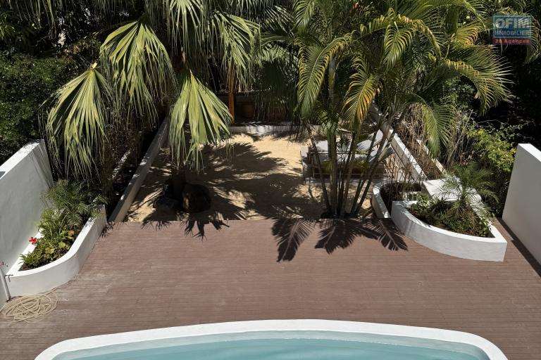 Sale House / Villa TAMARIN - RIVIERE NOIRE - MORNE – photo 12 of 16 – Terrace