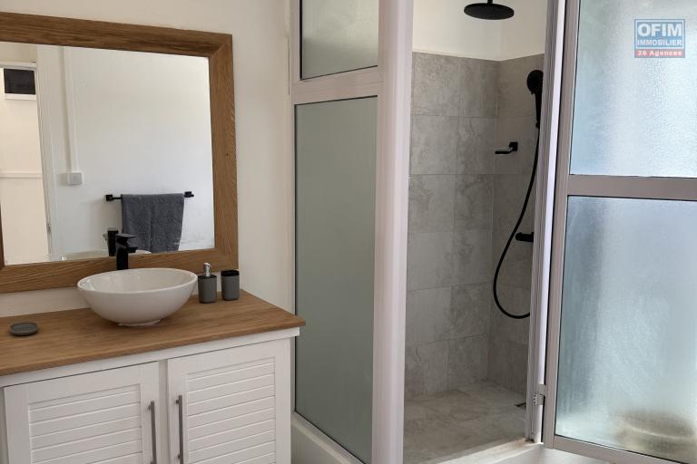 Sale House / Villa TAMARIN - RIVIERE NOIRE - MORNE – photo 16 of 16 – Shower room
