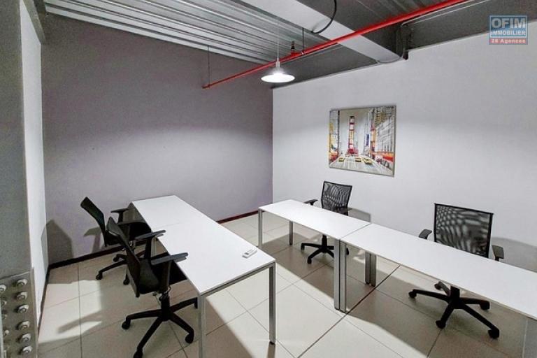 Your tailor-made office, at the heart of the action!