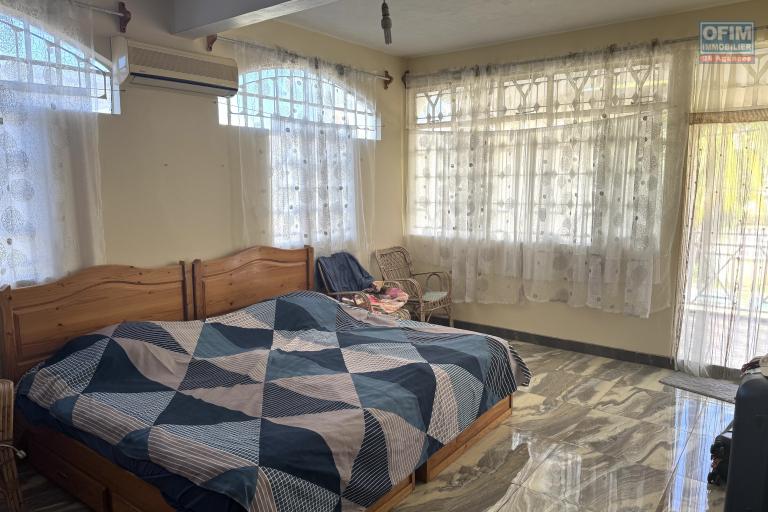 Flic en Flac for sale 2 bedroom apartment located 2 steps from the beach.