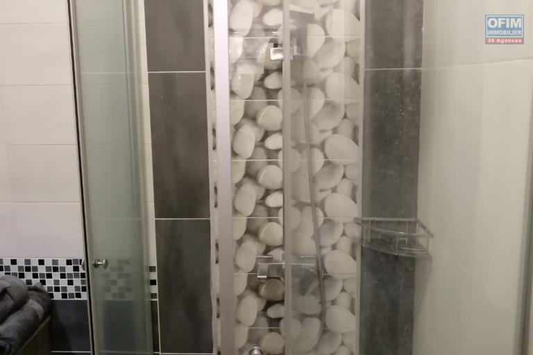 2 Bedroom Apartment 5 Minutes from the Beach