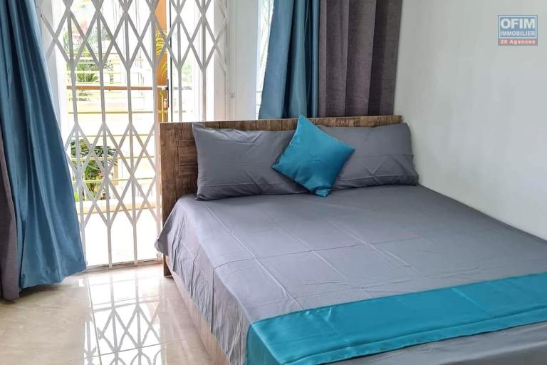  Flic en Flac for sale, pretty 3 bedroom duplex with shared swimming pool and parking not far from the beach in a quiet area.