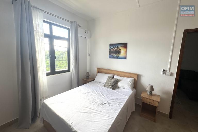 Flic en Flac for rent recent 2 bedroom apartment with swimming pool, gym, elevator and covered parking located in a secure residence.