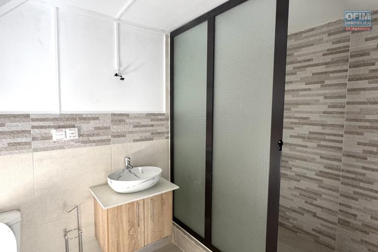 Flic en Flac for rent 4 bedroom penthouse with sea view in Flic en Flac