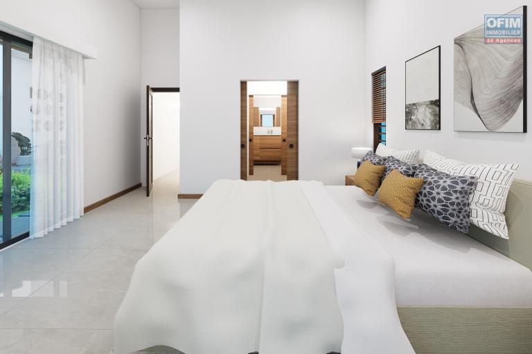 Sale House / Villa TAMARIN - RIVIERE NOIRE - MORNE – photo 6 of 10 – Bright bedroom