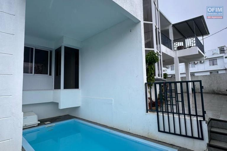 Large 4 bedroom villa - PEREYBERE