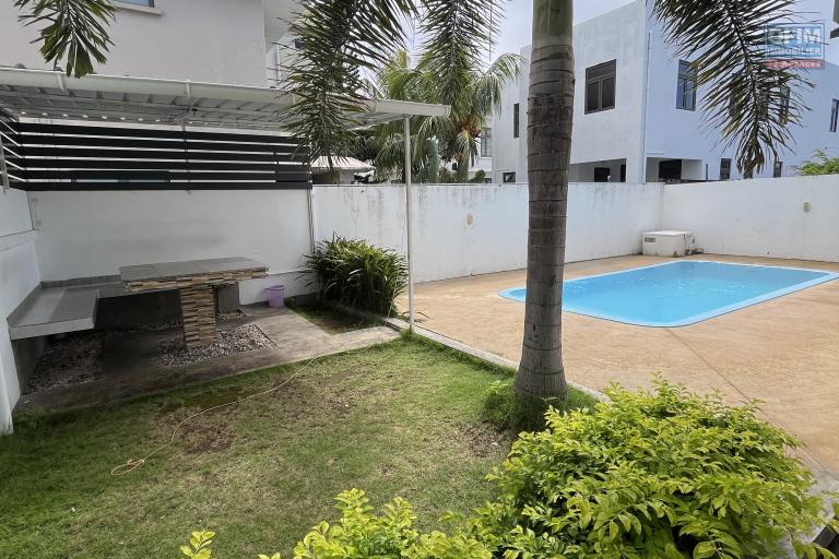 Rental Apartment MONT CHOISY - TROU AUX BICHES – photo 1 of 8 – Swimming pool