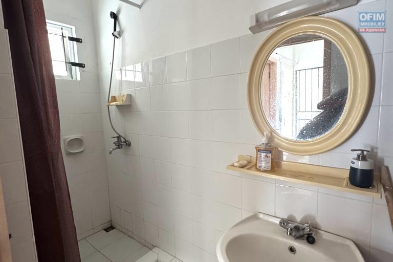 For rent in Flic en Flac – 2 bedroom apartment close to the beach