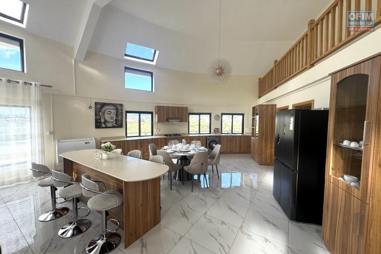Flic en Flac for rent 4 bedroom penthouse with sea view in Flic en Flac
