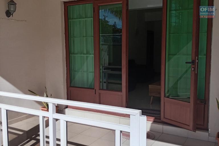 Strategic location for this apartment in POINTE AUX CANONNIERS