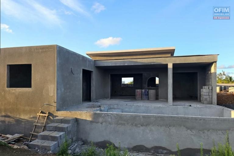 Single-story villa, nearing completion, MONT-MASCAL