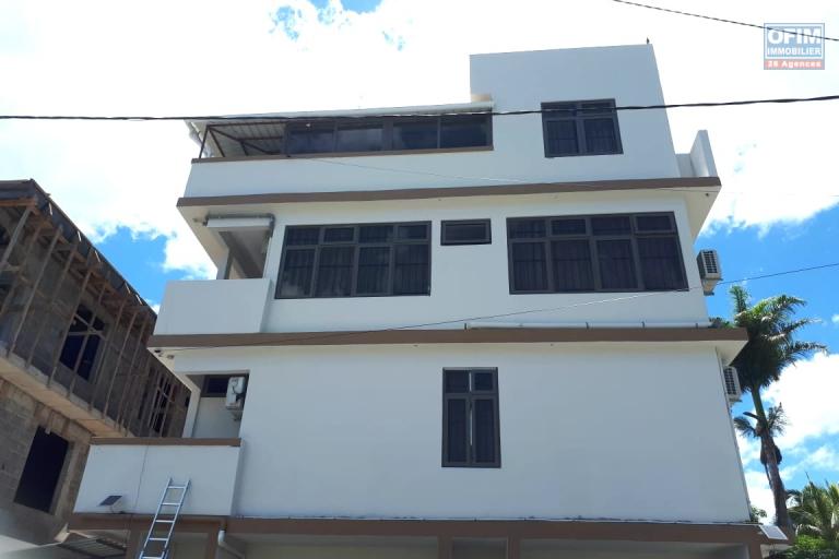  Flic en Flac for sale 2 bedroom apartment with shared swimming pool located 200m from the beach in a quiet area.
