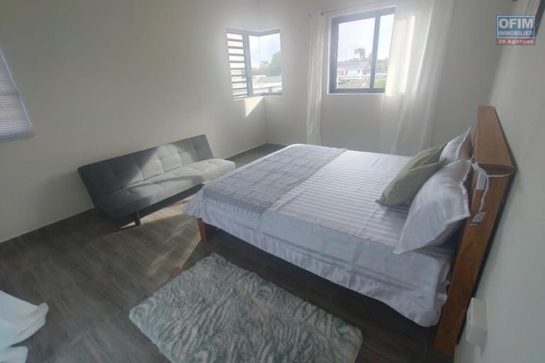 Modern Villa with Pool in Pereybere: Your Family Oasis!