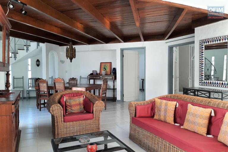 Pointe aux Sables for rent charming 3 bedroom waterfront house.