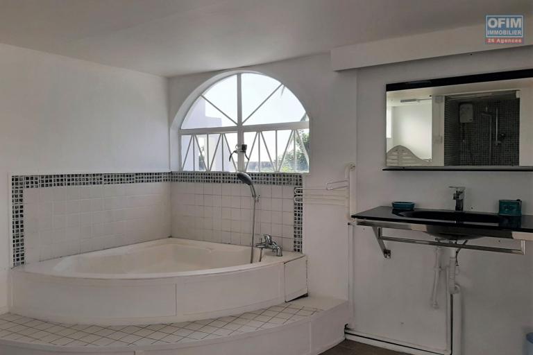 Pointe aux Sables for rent charming 3 bedroom waterfront house.