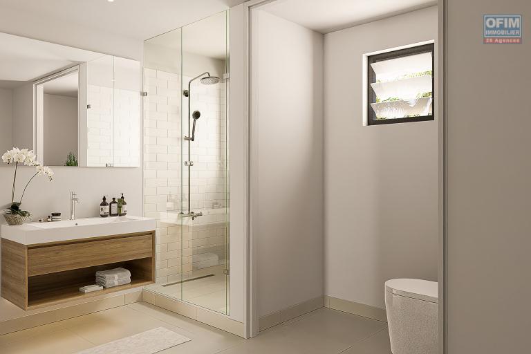 Sale House / Villa FLIC EN FLAC - ALBION – photo 7 of 8 – Bright bathroom