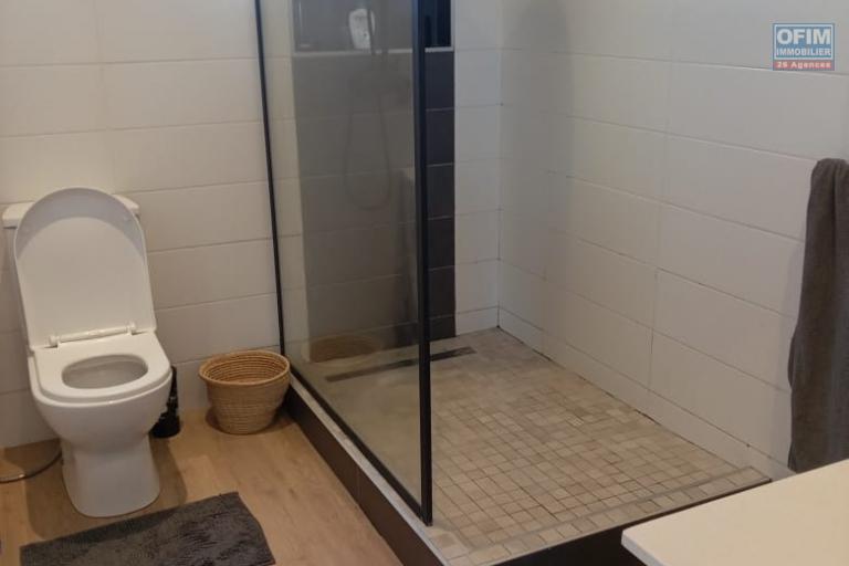 FOR RENT: Superb Fully Renovated Duplex with Air Conditioning and Pool Access - Near Goodlands