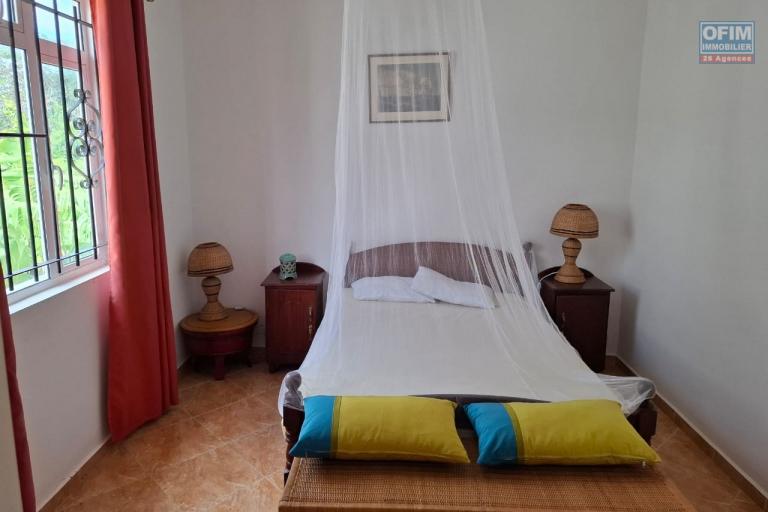 Sale House / Villa GRAND GAUBE - CALODYNE – photo 4 of 5 – Bedroom
