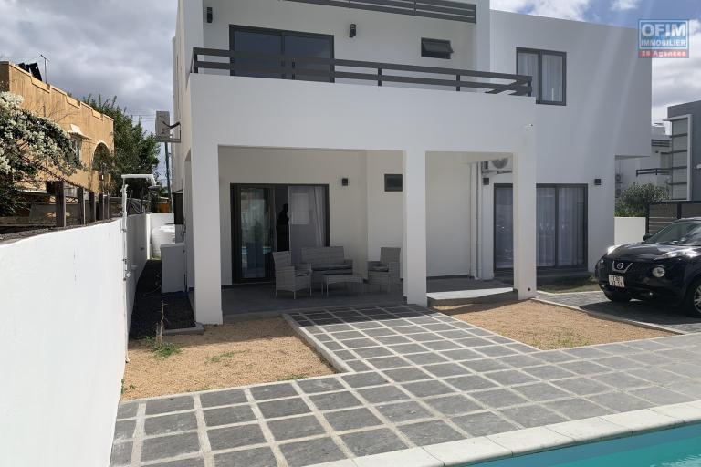 Tamarin for rent beautiful 4 bedroom villa with swimming pool located in a secure complex close to the beach and shops.