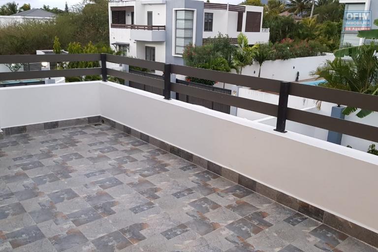 Tamarin for rent beautiful 4 bedroom villa with swimming pool located in a secure complex close to the beach and shops.