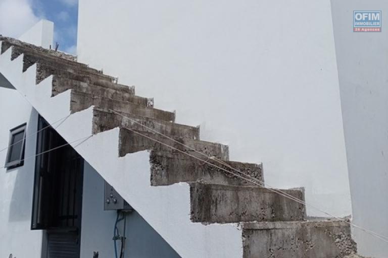 Sale House / Villa GRAND GAUBE - CALODYNE – photo 6 of 6 – Staircase