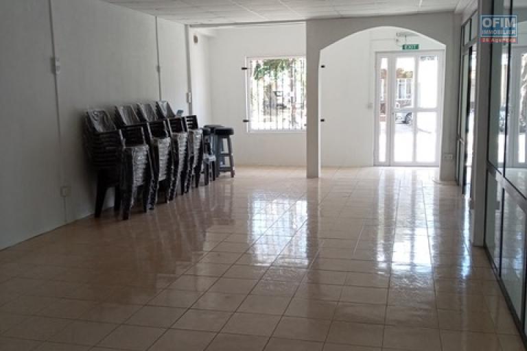 FOR RENT – NEW COMMERCIAL PREMISES – GRAND BAIE