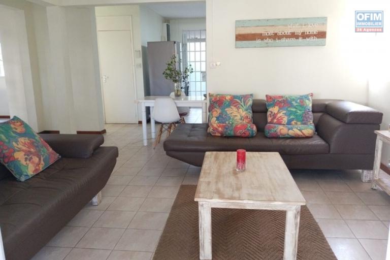 FOR RENT – WATERFRONT VILLA IN SECURE RESIDENCE IN POINTE AUX BICHES