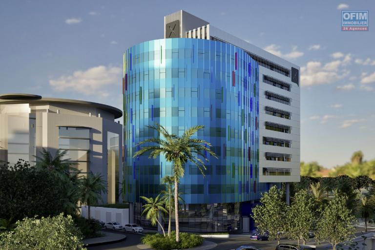 The new benchmark for modern work in Ebony