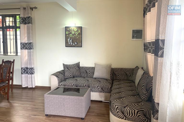 Flic en Flac - 3 bedroom apartment for rent, located on the first floor in a quiet area.