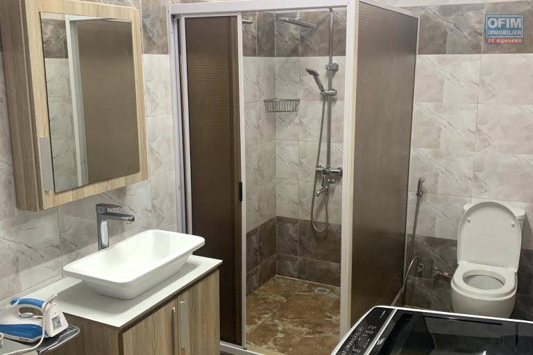 Flic en Flac - 3 bedroom apartment for rent, located on the first floor in a quiet area.