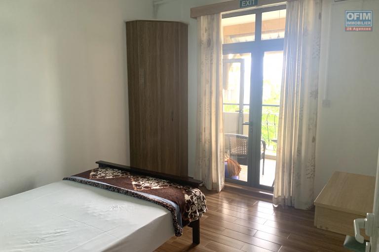 Flic en Flac - 3 bedroom apartment for rent, located on the first floor in a quiet area.