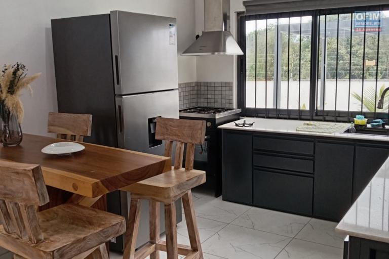 Renting House / Villa GRAND GAUBE - CALODYNE – photo 4 of 13 – Fitted open-plan kitchen