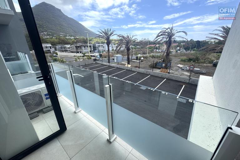 Tamarin – For rent, beautiful recent 1 bedroom apartment Located in the heart of the Smart City of Tamarin, this modern apartment offers an ideal living environment.