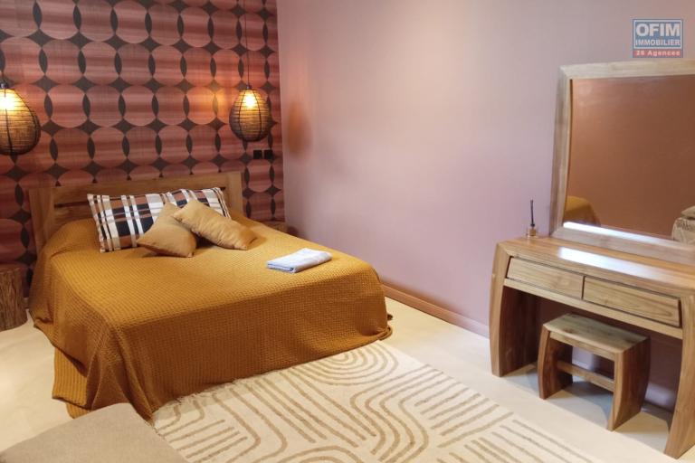 Rental Apartment GRAND BAIE - PEREYBERE - POINTE AUX CANONNIERS – photo 4 of 8 – Bedroom