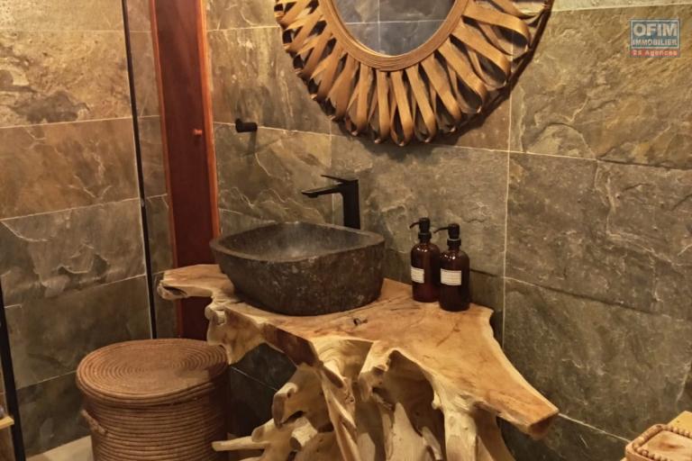 FOR RENT – Superb high-end apartment – Pointe aux Canonniers