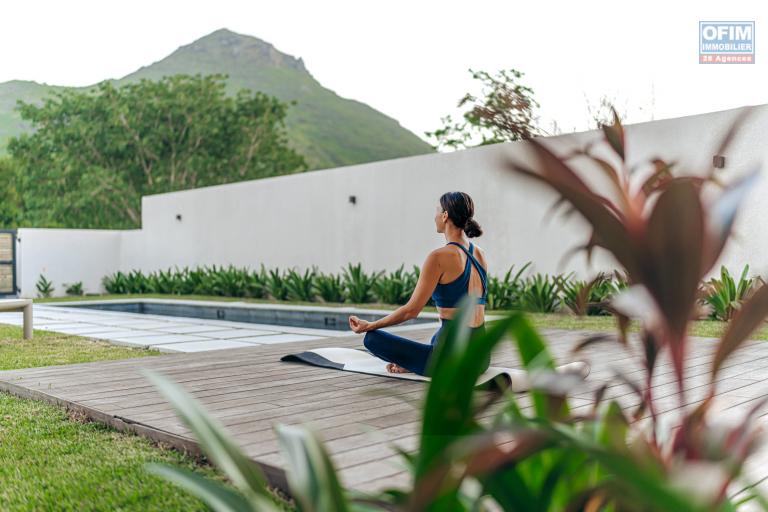 Tamarin fro sale villa 4 bedrooms with pool accessible to foreigners, 5 minutes from the beach.