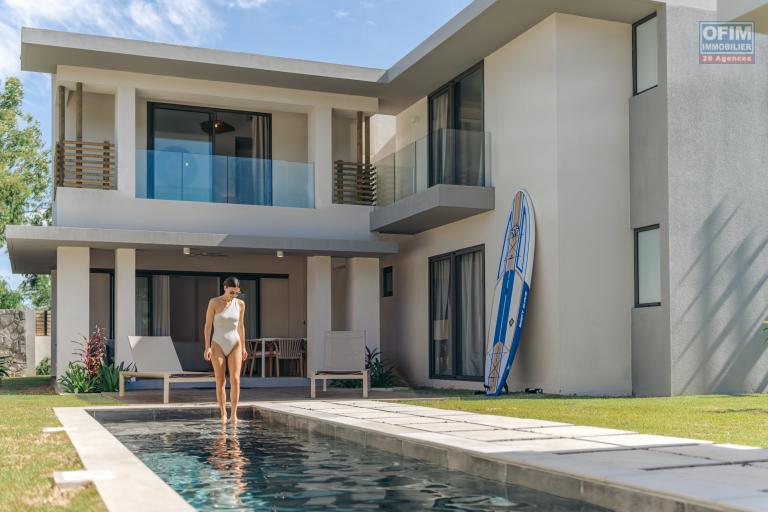 Tamarin fro sale villa 4 bedrooms with pool accessible to foreigners, 5 minutes from the beach.